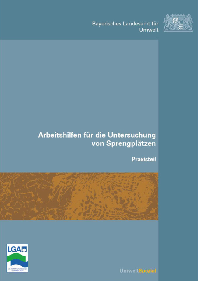 Das Bild zeigt die Titelseite einer Fachpublikation in ruhigen Blau- und Erdtönen mit einer grafischen Bodenstruktur im unteren Bereich. Die Gestaltung wirkt sachlich und offiziell und verweist auf ein umweltbezogenes Fachthema.