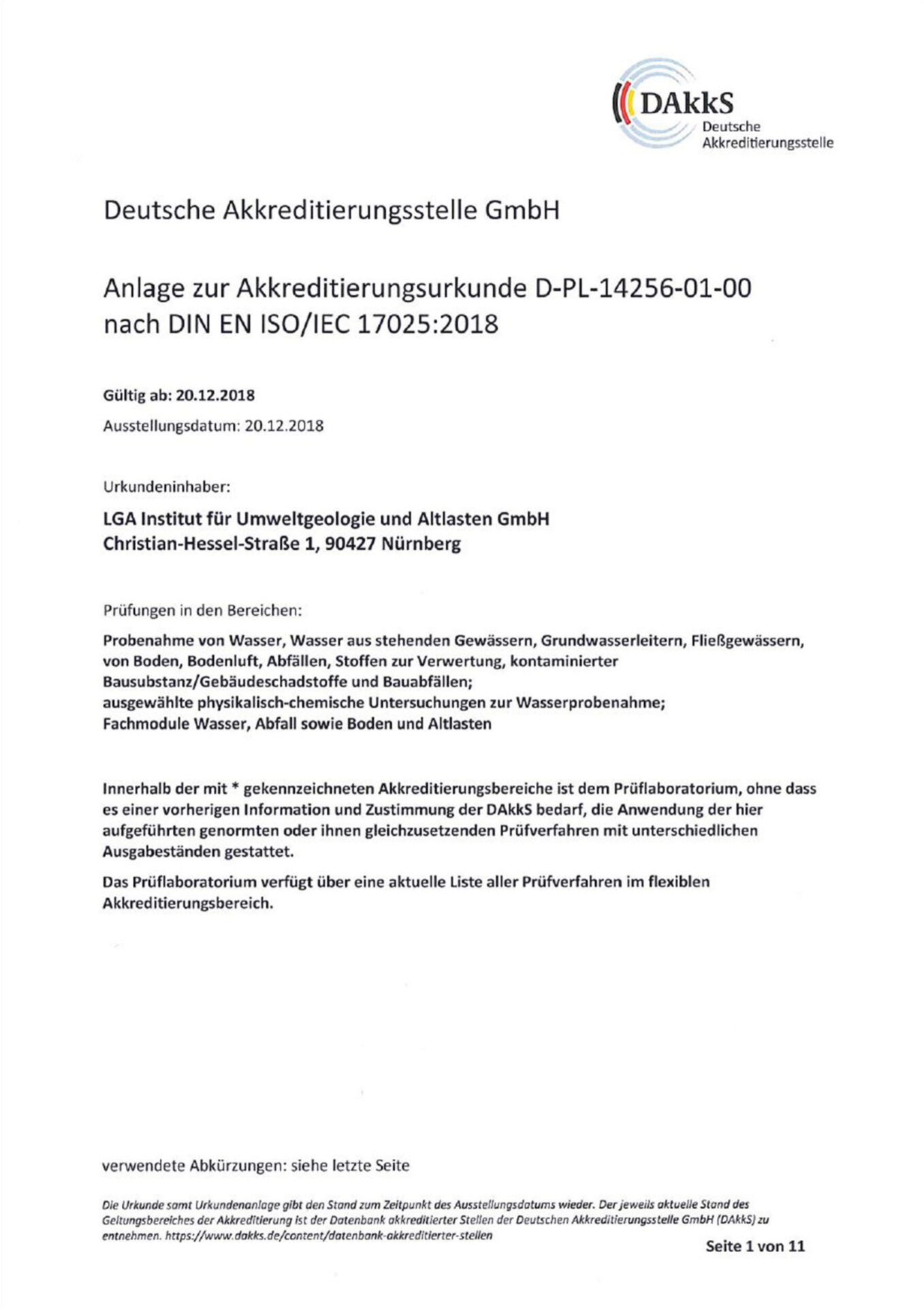 Das Bild zeigt eine offizielle Dokumentenseite mit klarer schwarzer Schrift auf weißem Hintergrund. Oben ist ein Logo einer Akkreditierungsstelle platziert, darunter folgen strukturierte Absätze mit Angaben zu Gültigkeit, Inhaber und Prüfbereichen.